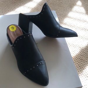 Report studded mules